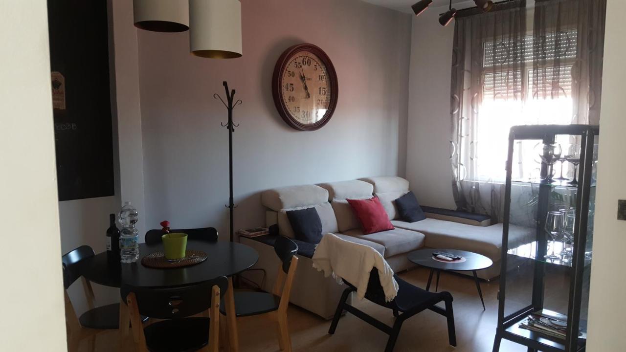 Hsh Suites Campana Seville Exterior photo